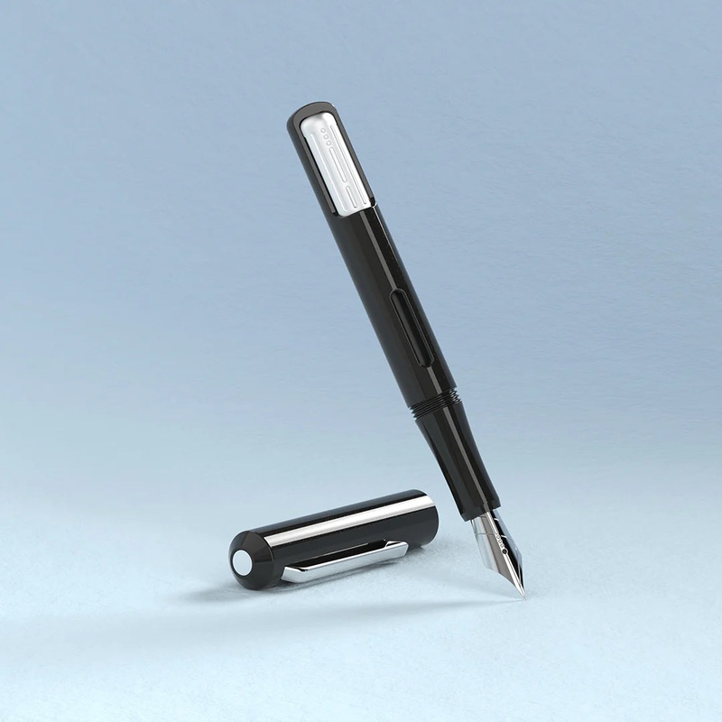 Endless Captiva Fountain Pen - Infinite Space Chrome