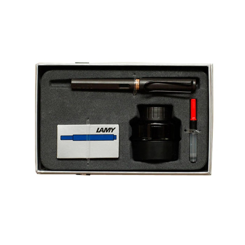 Lamy Safari Matte Charcoal Fountain Pen Gift Set
