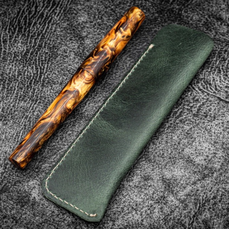 Galen Leather Single Fountain Pen Sleeve - Crazy Horse Forest Green