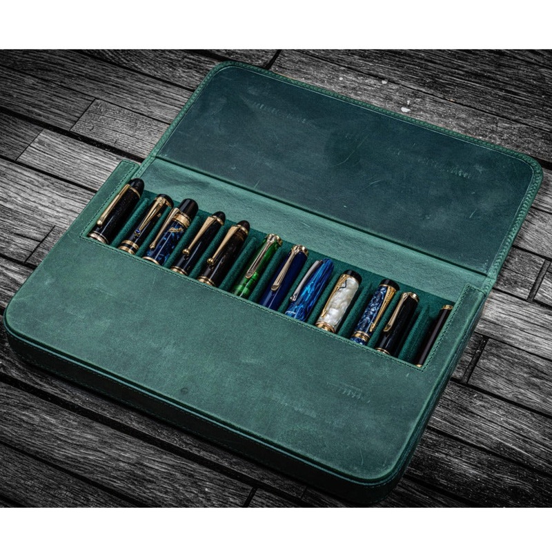 Galen Leather 12 Slot Magnum Opus Pen Case - Crazy Forest Green (with Removable Pen Tray)