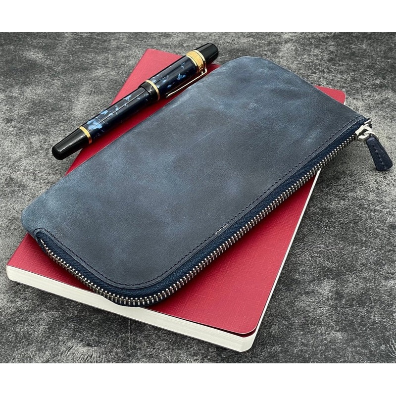 Galen Leather Slip-n-Zip 4 Slot Zippered Pen Pouch - Crazy Horse Navy Blue