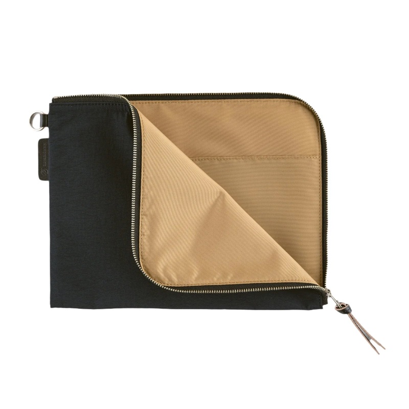 Hobonichi A5 Tragen Flat Pouch - Black