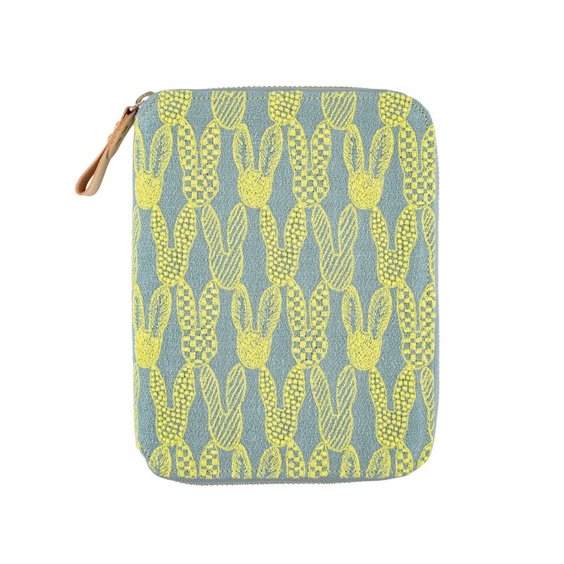 Hobonichi A6 Techo Cover Only - min perhonen: pomppia (Light Blue)