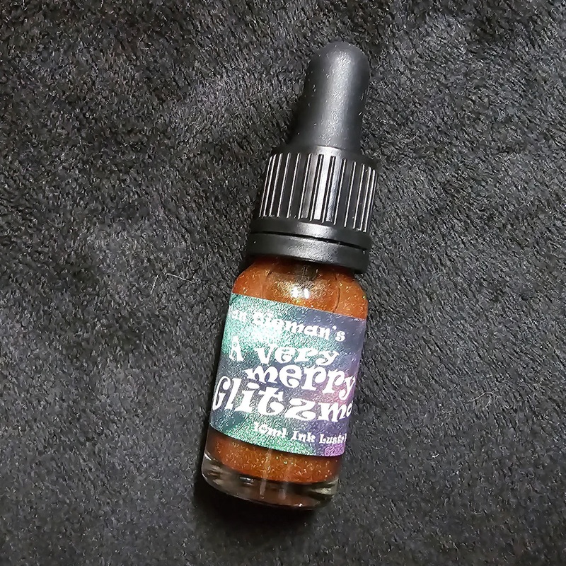 Van Dieman's Ink Lustr' Lixir - A Very Merry Glitzmas