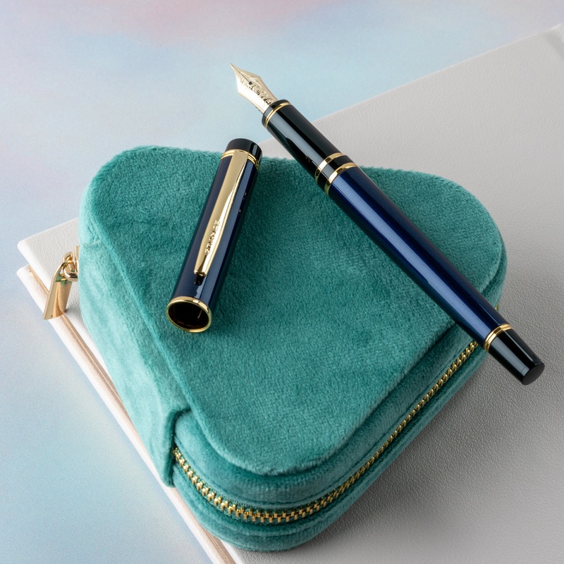 Grance Fountain Pen Navy Blue
