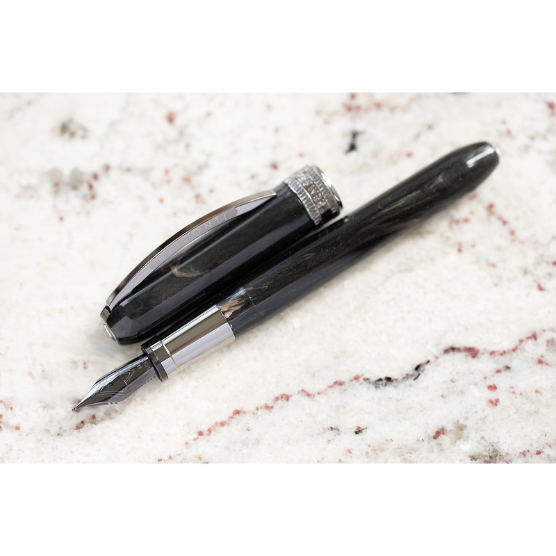Visconti Rembrandt S Black Fountain Pen