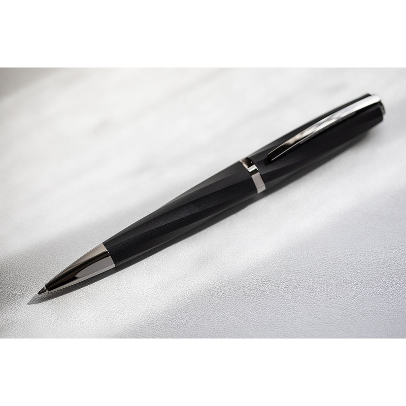 Visconti Divina Black Matte Ballpoint Pen